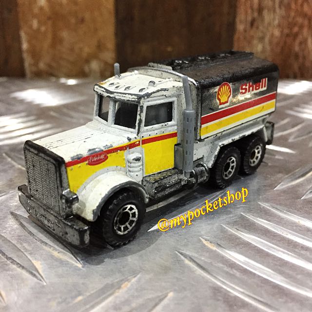 1981 Matchbox PETERBILT SHELL OIL TANKER