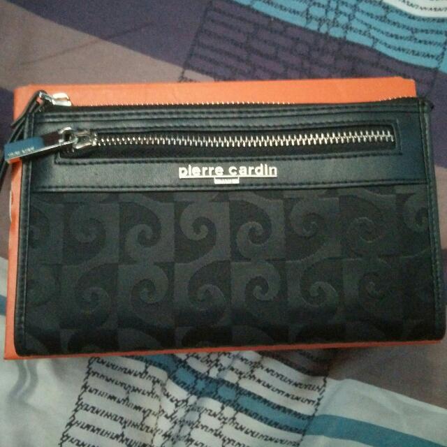 pierre cardin wristlet