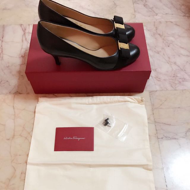 Ferragamo sales carla 55