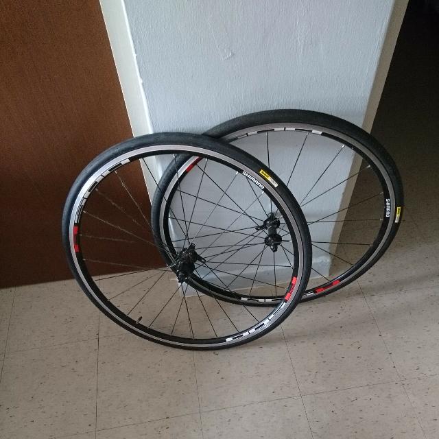 Shimano wh-r501 (Wheelset), Sports Equipment, Bicycles  Parts, Bicycles on  Carousell