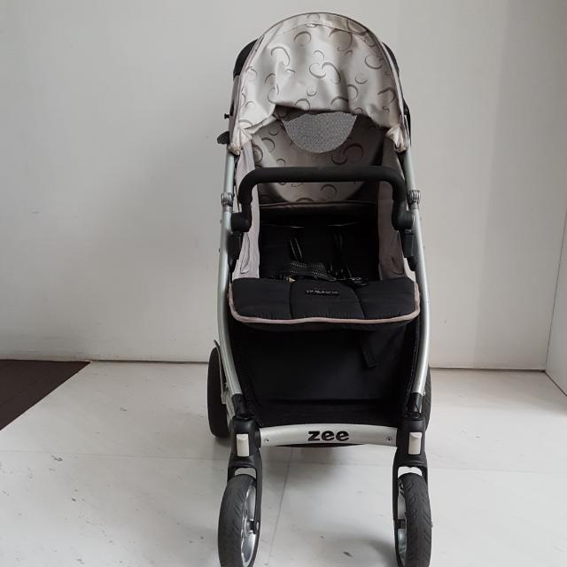 Valco Baby Zee Stroller Babies Kids Going Out Strollers on