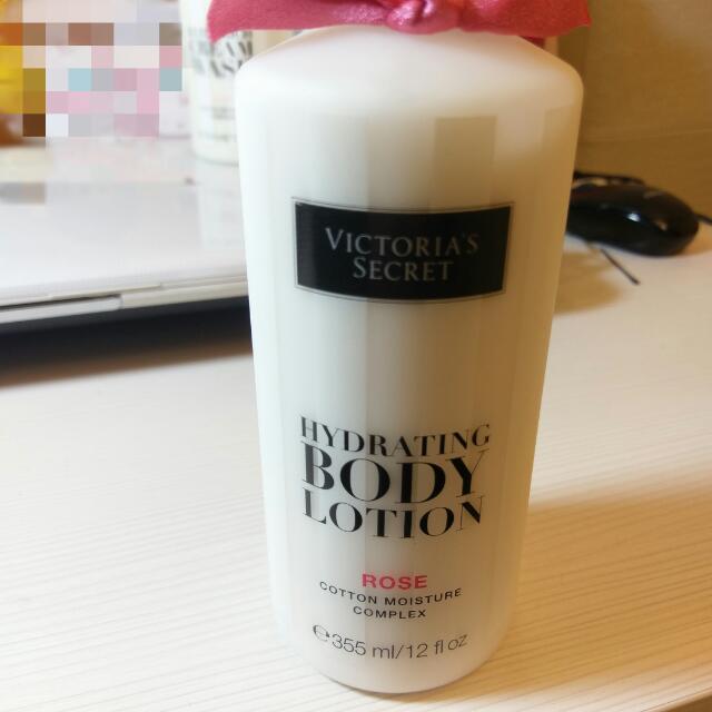 Victoria's Secret Body Lotion 玫瑰乳液, 美妝保養, 身體清潔保養在旋轉拍賣