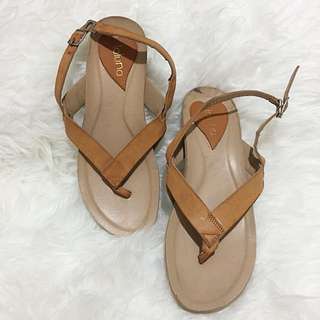 Sandal flat