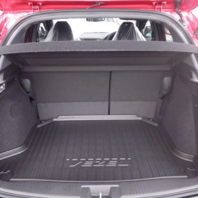 Honda vezel boot on sale tray