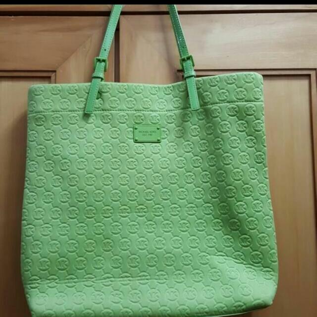 michael kors green tote bag