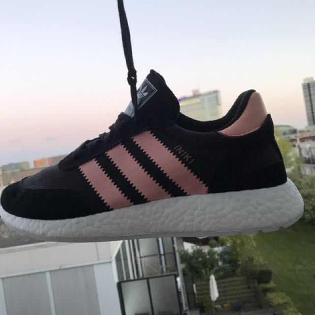Adidas on sale iniki sale