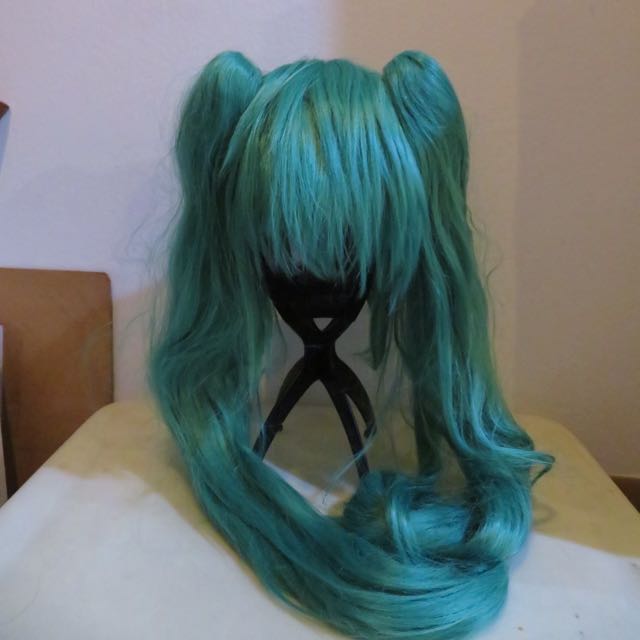 Green sales pigtail wig