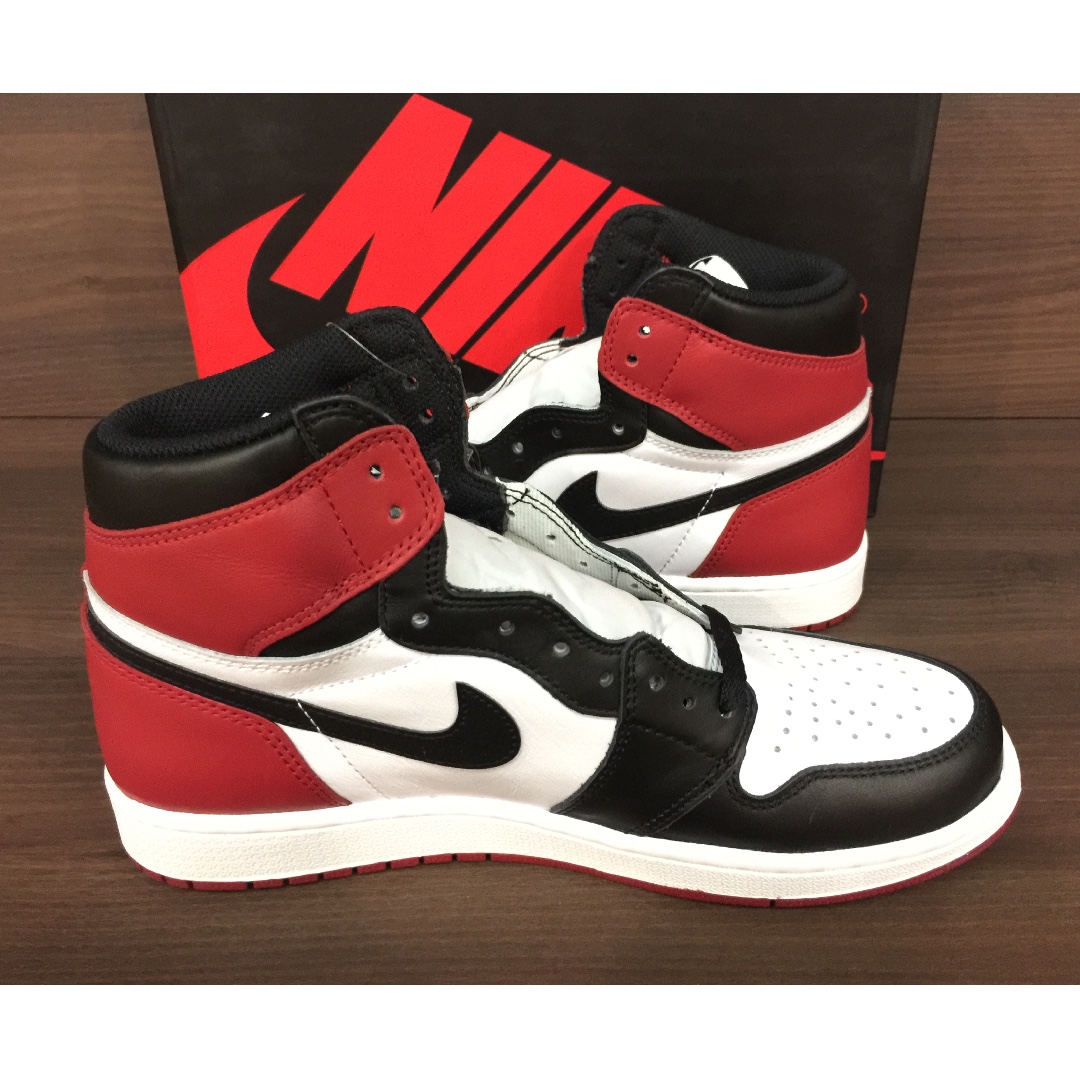 nike air jordan 1 retro black toe