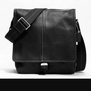 COACH Leather Shoulder Bag F 70105