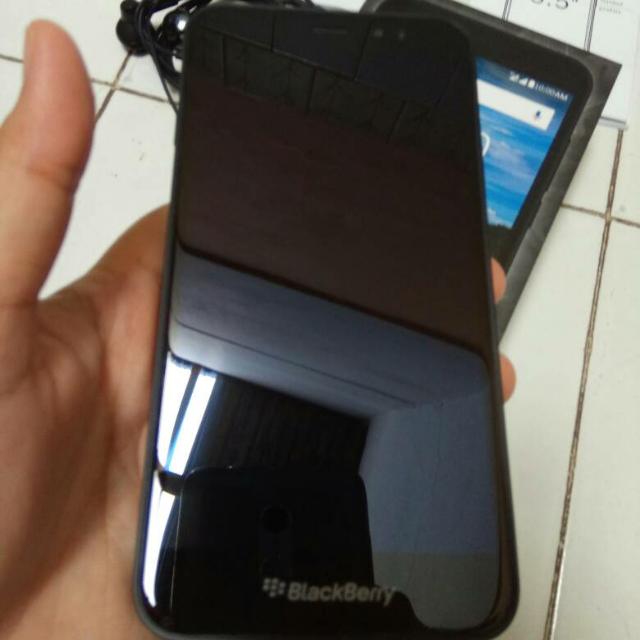 Blackberry Aurora Mulus Gresh Bekas Rasa Baru Telepon Seluler Tablet Di Carousell
