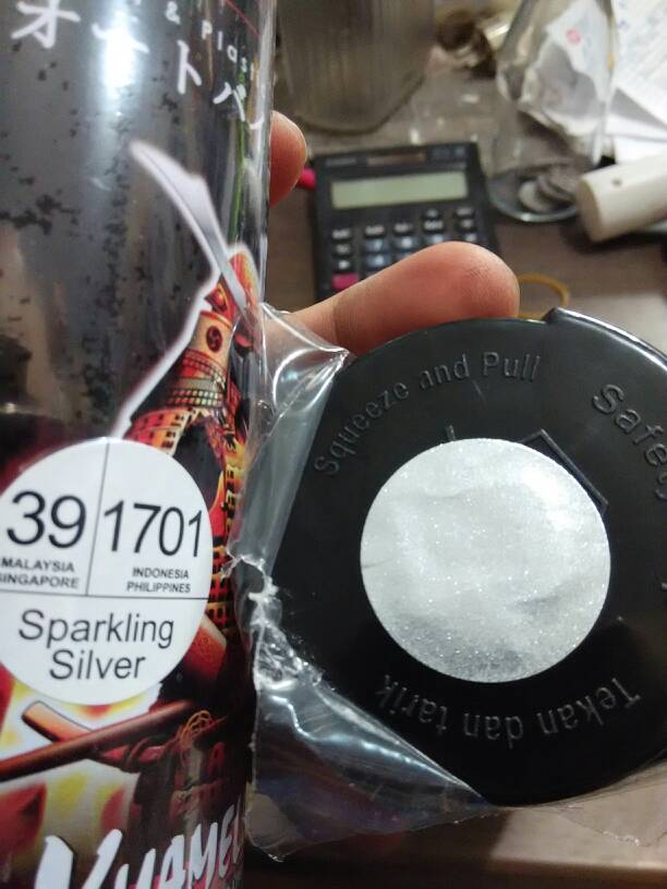 cat semprot pilox pylox SAMURAI paint sparkling silver cat semprot pilox pylox SAMURAI paint sparkling silver