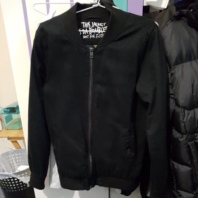 Factorie Black Bomber Jacket Men S Fashion Clothes On Carousell