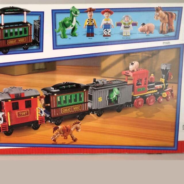 toy story ready to play train set