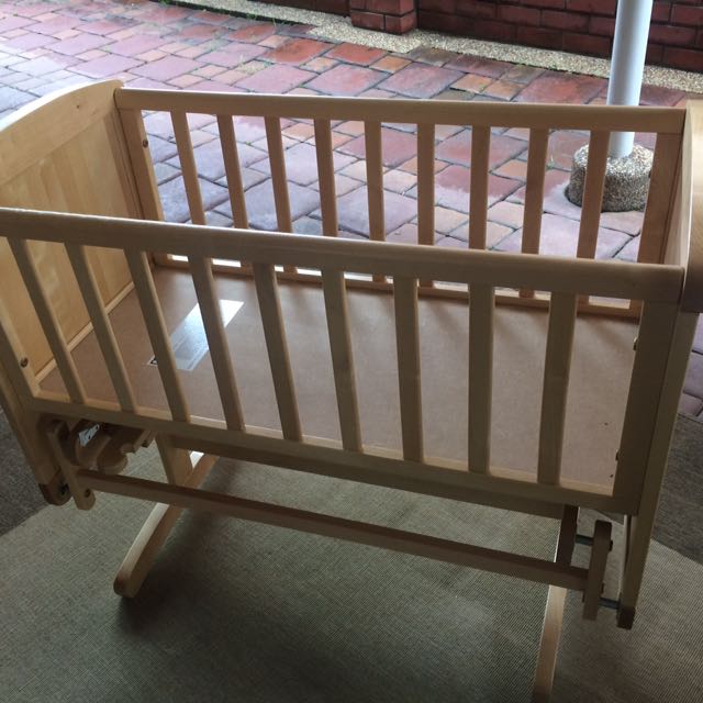 mothercare gliding crib