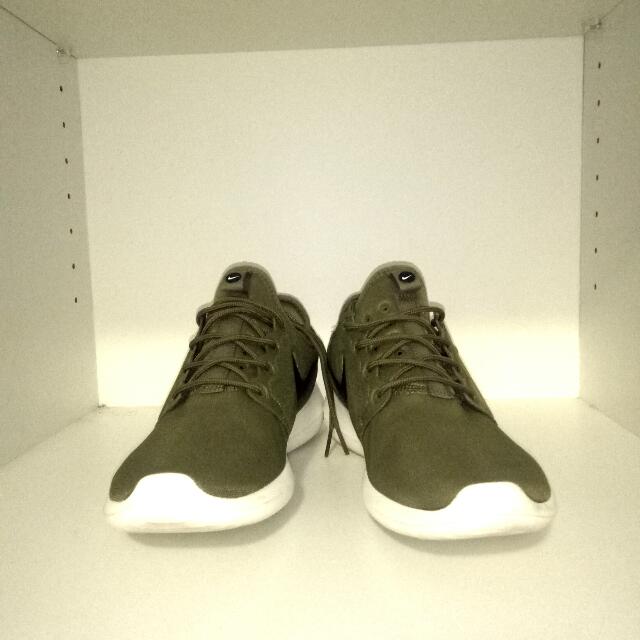 Nike roshe army green store