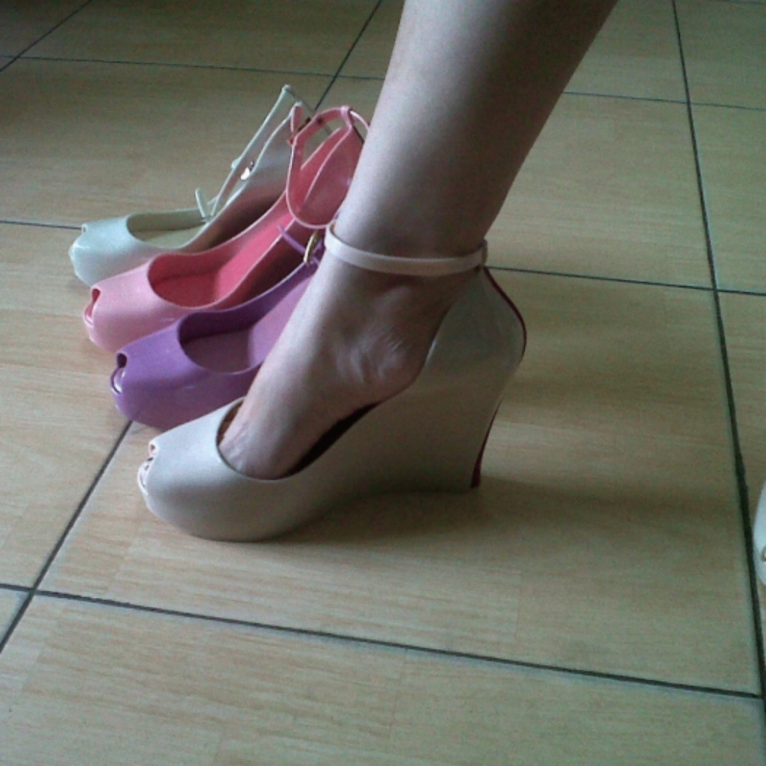 heels murah
