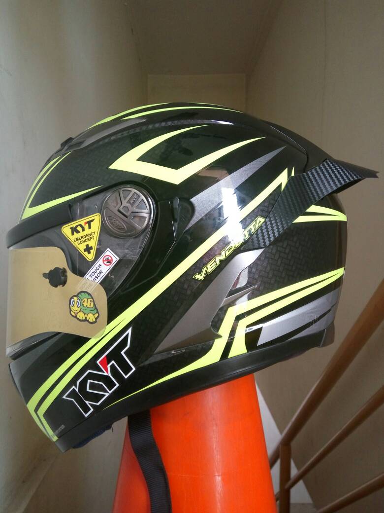 35+ Ide Gambar 3d Stiker Helm Bekas Tembak - Sticker Fans