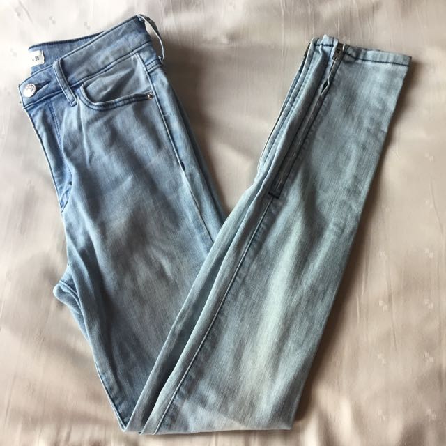abercrombie and fitch high rise jeans