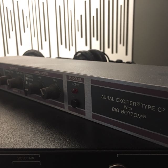 APHEX 104 Aural Exciter Type C2 With Big Bottom, TV & Home Appliances