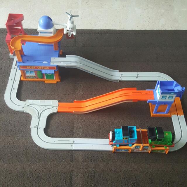 Thomas Mail Delivery Big Loader Set