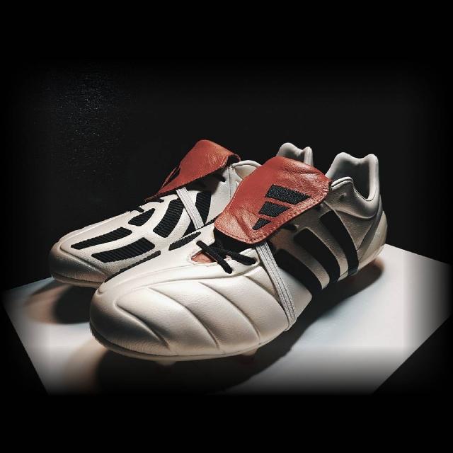 Adidas predator 22 champagne store