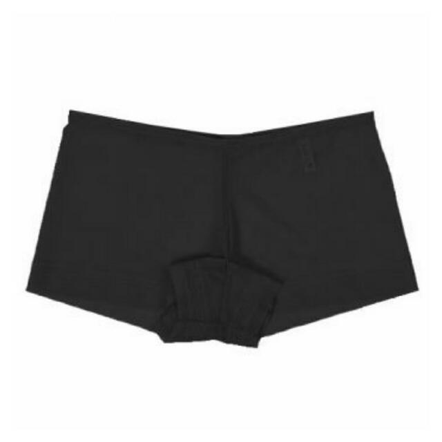 Seamless Panties (wacoal), Women's Fashion, New Undergarments & Loungewear  on Carousell