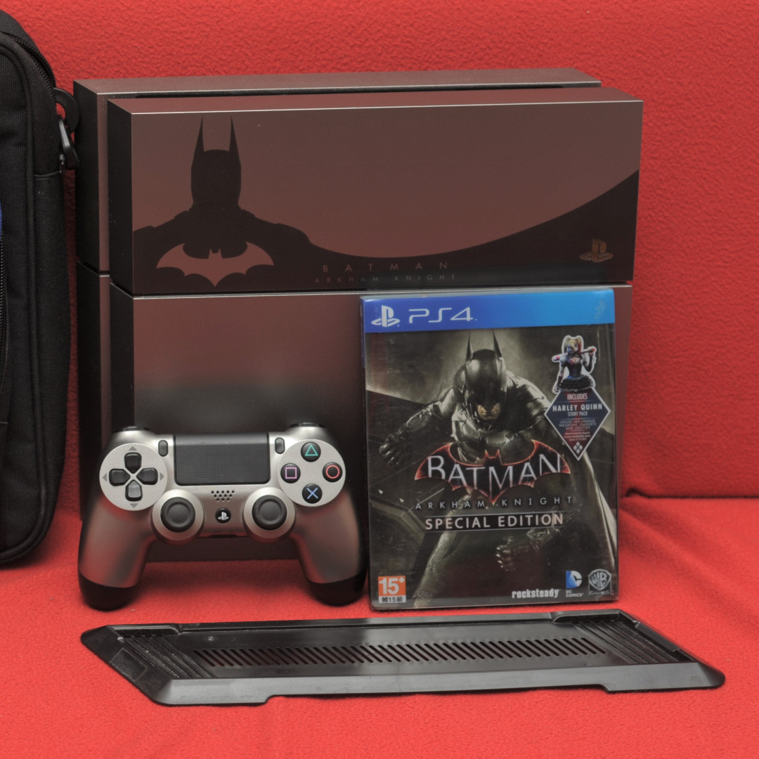 PS4 Batman Arkham Knight - Limited Edition Console Bundle