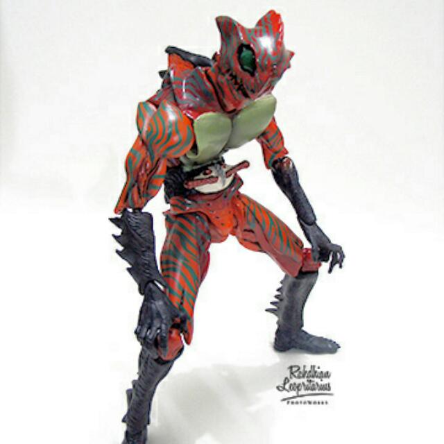 Sic Masked Rider Pre Amazon 東映限定 Carousellhk Carousell Hkigshop Cd 波鞋 Hkonlineshop 玩具 二手玩具 模型 車 男裝 女裝 眼鏡 配件 手機 傢俱 現貨 二手 交換 Iphonehk 背心 顯瘦