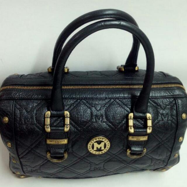 Metro city italy bags price shop
