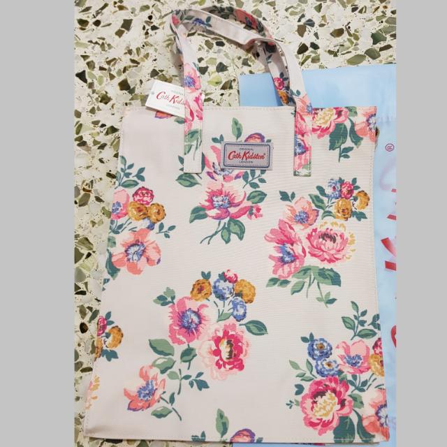 Cath kidston zipped shopper new arrivals