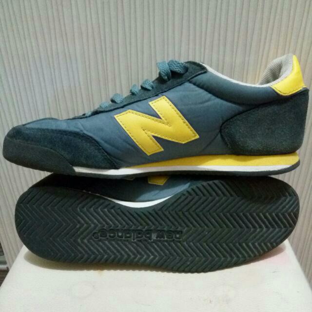 New Balance 360 Fesyen Pria Sepatu Di Carousell