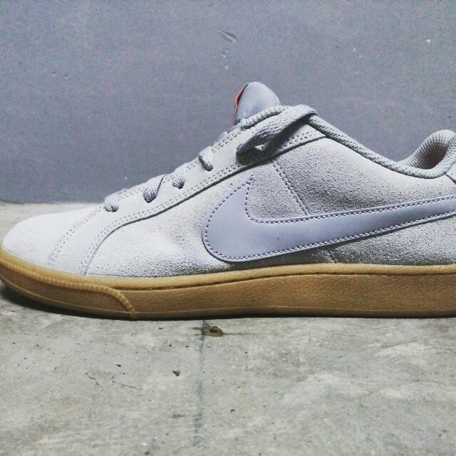 court royal suede