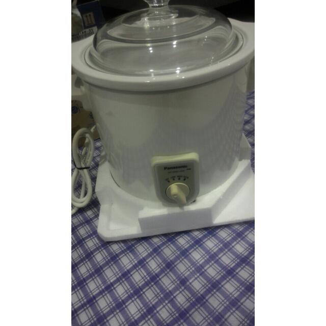 Panasonic Slow Cooker NFM301AW 3 Litre, TV & Home Appliances, Kitchen