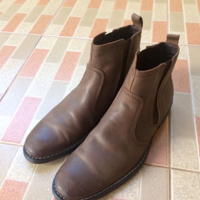 Sepatu boots pria outlet hush puppies