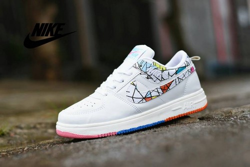Sepatu Sport Nike Force One Putih Motif Casual Sneakers Cewek F1 E Olshop Fashion Olshop Wanita Di Carousell