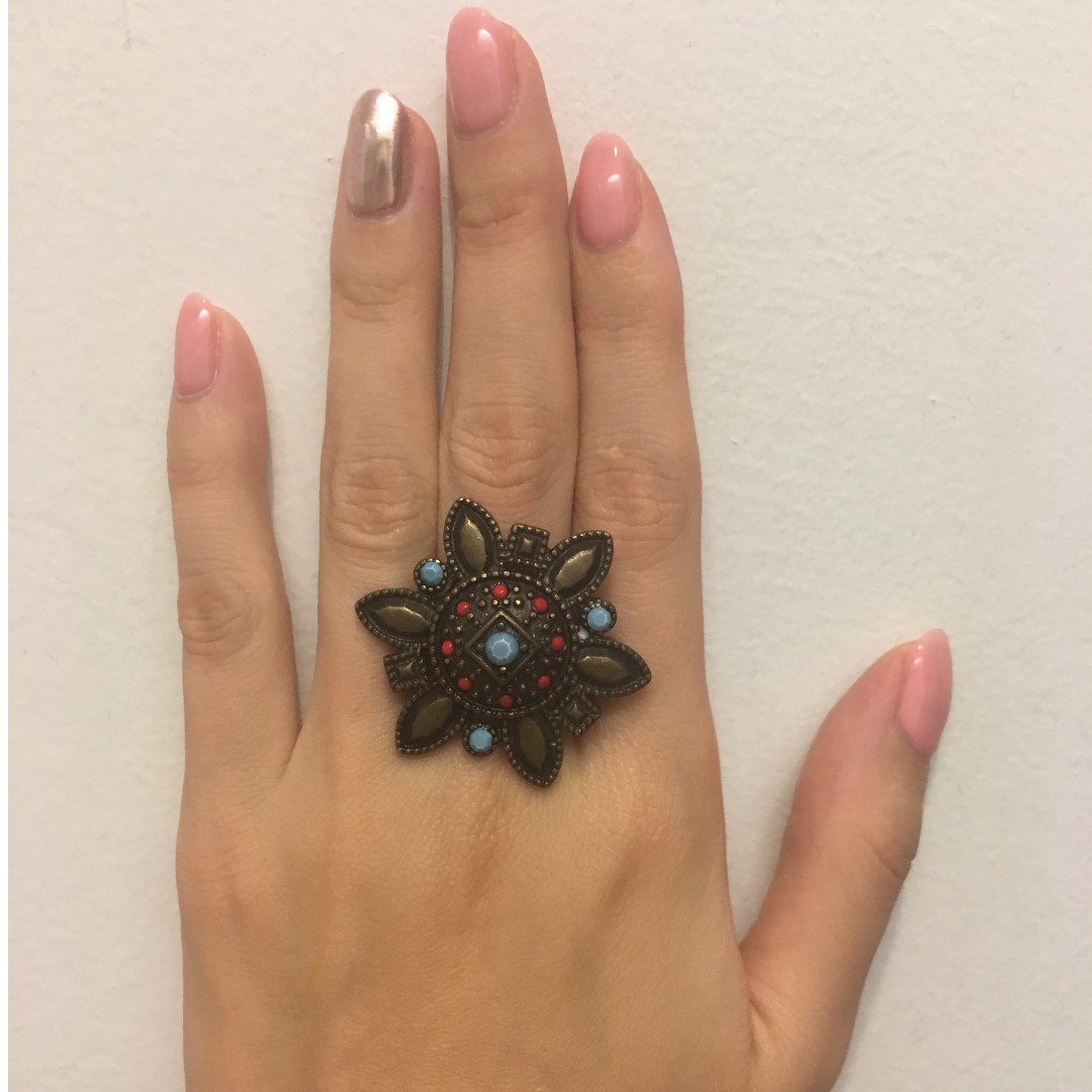 Statement Rings (Category: Rings) located in Kuala Lumpur. Submitted by msfriday (Listing ID 105451897, Image 2). Description: .
