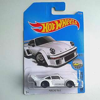Hot Wheels Porsche 934.5