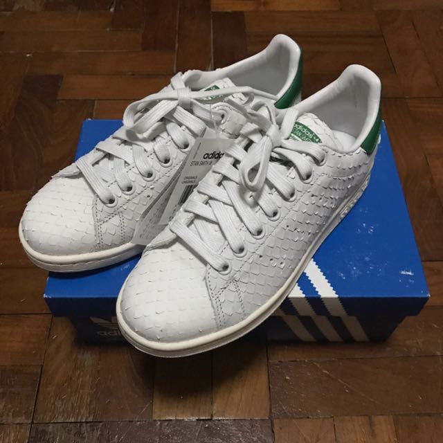 stan smith snake