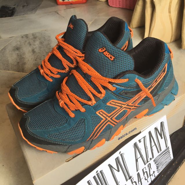 Asics gel kanaku hotsell 2