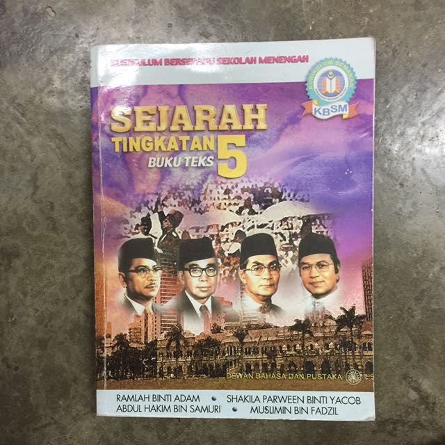 Buku Teks Sejarah Tingkatan 5, Textbooks on Carousell