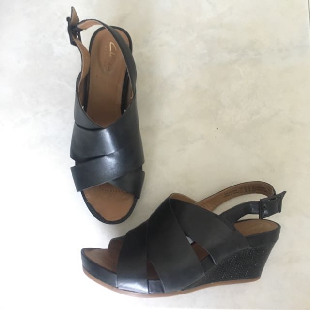 clarks rusty sandals