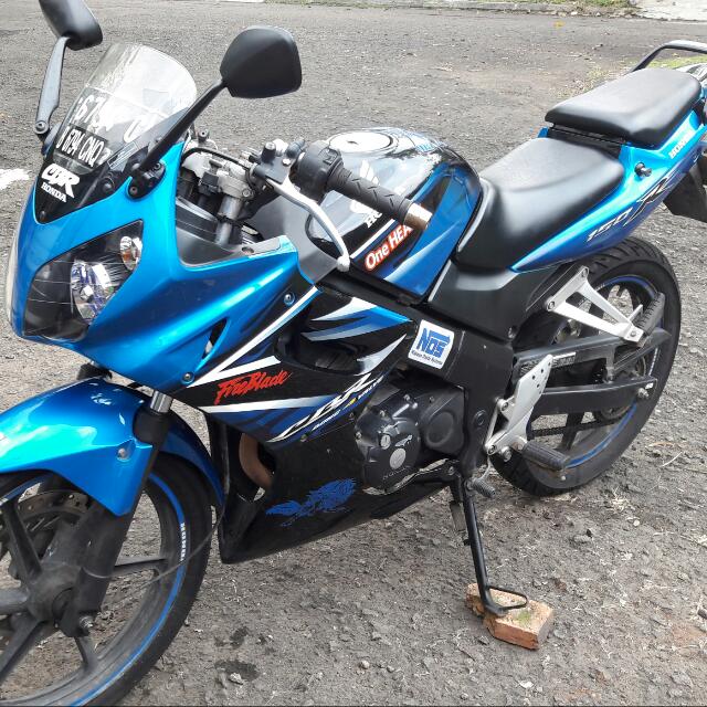 Honda cbr top 150r 2008