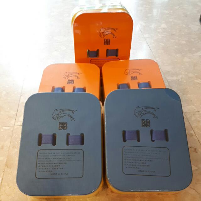 Kids Back Float (Category: Water Sports) located in Singapore. Submitted by jatgorr (Listing ID 105550839, Image 1). Description: Brand new kids back float, for kids learning to swim. Solid Eva foam material. 21.5cm x 18cm x 8cm Self collect at 35 Bangkit Road, Chestervale Condominium, Singapore 679975. Or pay additional $3 for local normal mail..