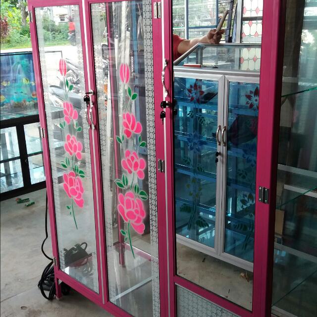 Lemari Pakaian Aluminium Kaca 3pintu Perabotan Rumah Di Carousell Lap hingga kering dengan kain bersih. lemari pakaian aluminium kaca 3pintu