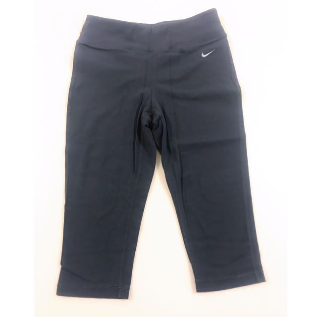 Nike - Nike Dri-Fit 3/4 Leggings on Designer Wardrobe