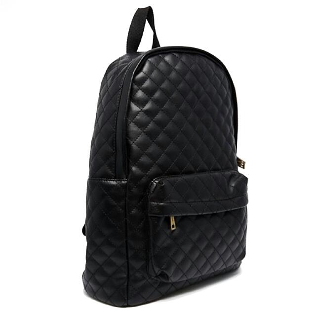Pull & Bear Black Leather Quilted Bag Backpack, Women's Fashion, Bags ...