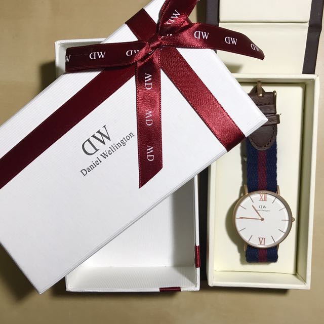 Daniel Wellington Watch, Women's Fashion, Watches & Accessories ...