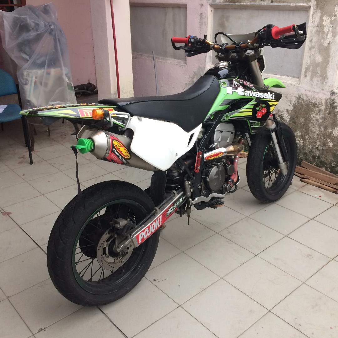 Kawasaki klx 250 price deals
