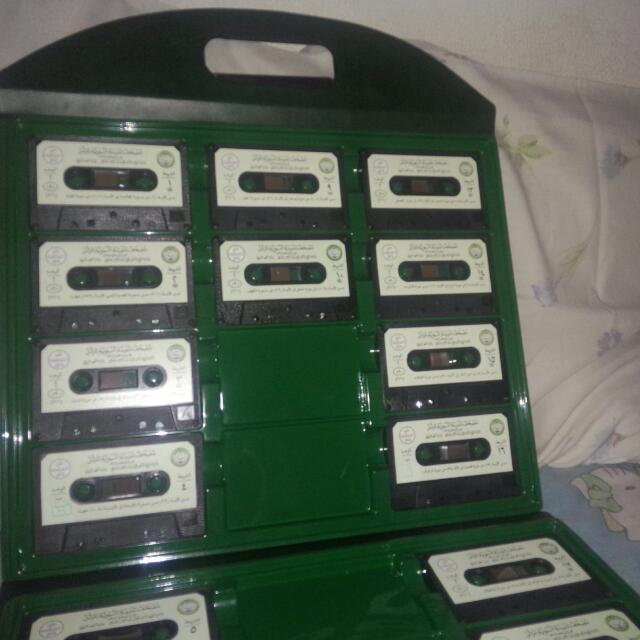 Kumpulan Kaset Mushaf Al Quran Dari Masjid Nabawi Asli Musik Media Cd Dvd Lainnya Di Carousell