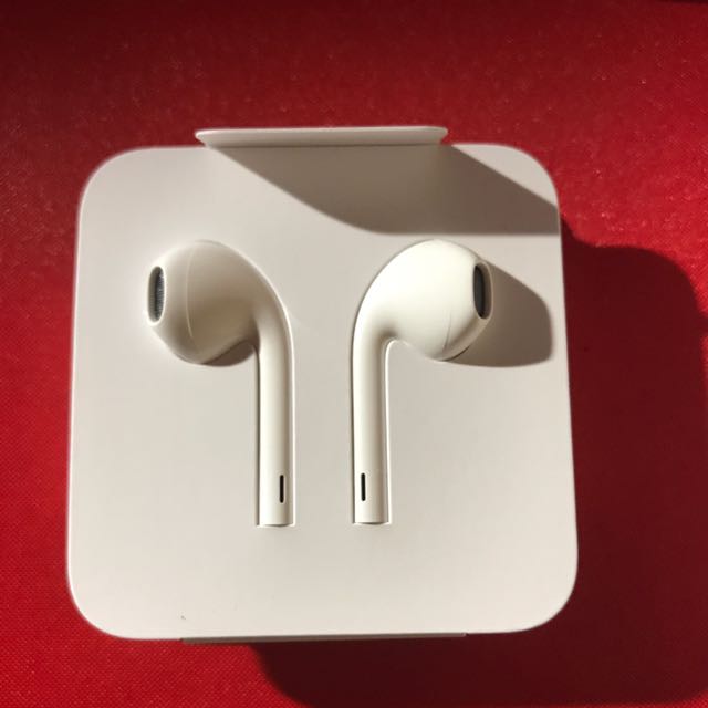 Lightning Cable Earpods, Mobile Phones & Gadgets, Mobile Phones, iPhone